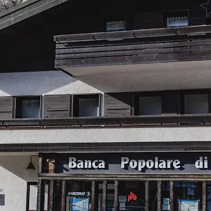 Pirovano Valdidentro , Isolaccia Italia