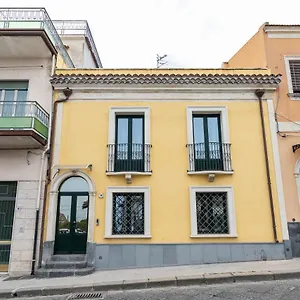 Belvedere , Piedimonte Etneo Italia