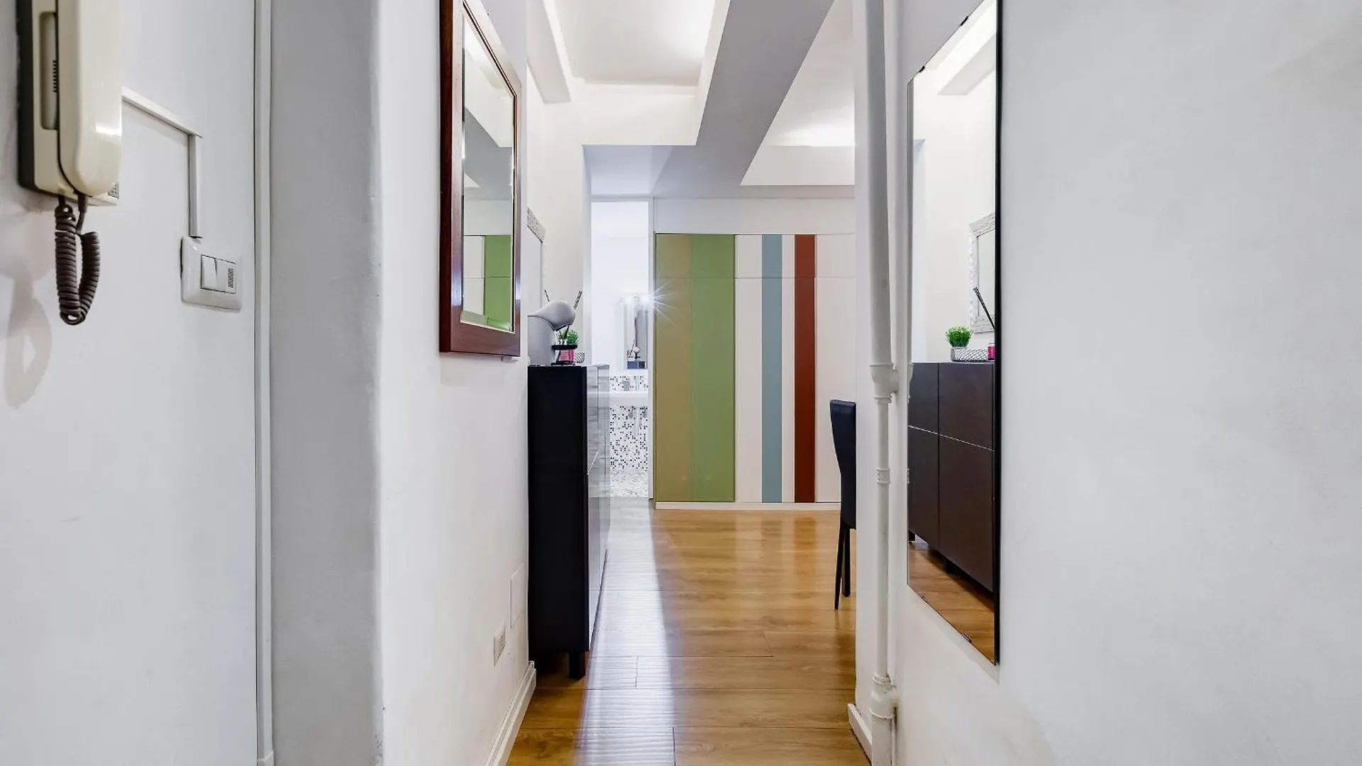 Vivilo Collection - Statonia Design Apartment Rome