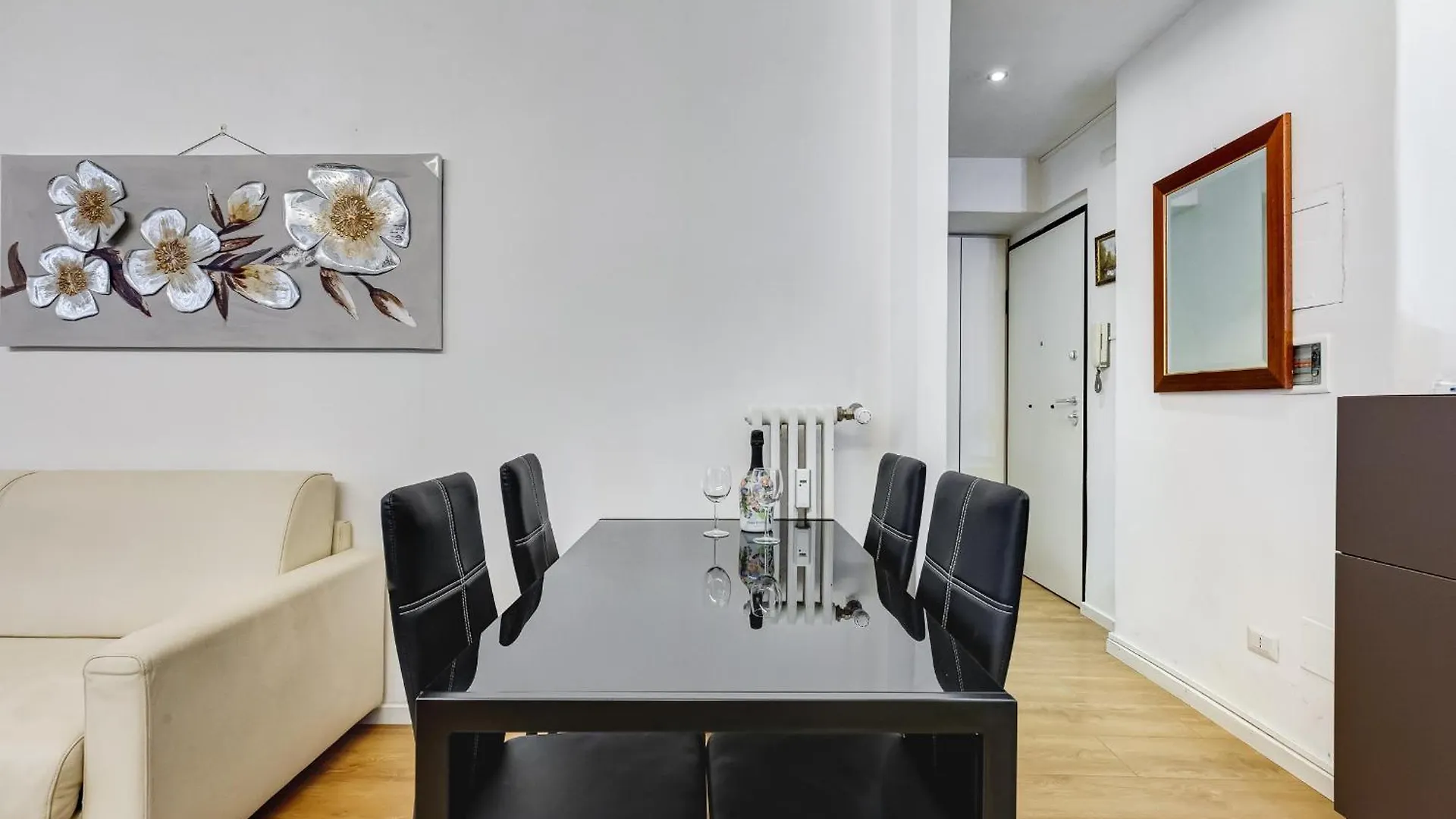 Vivilo Collection - Statonia Design Apartment Rome