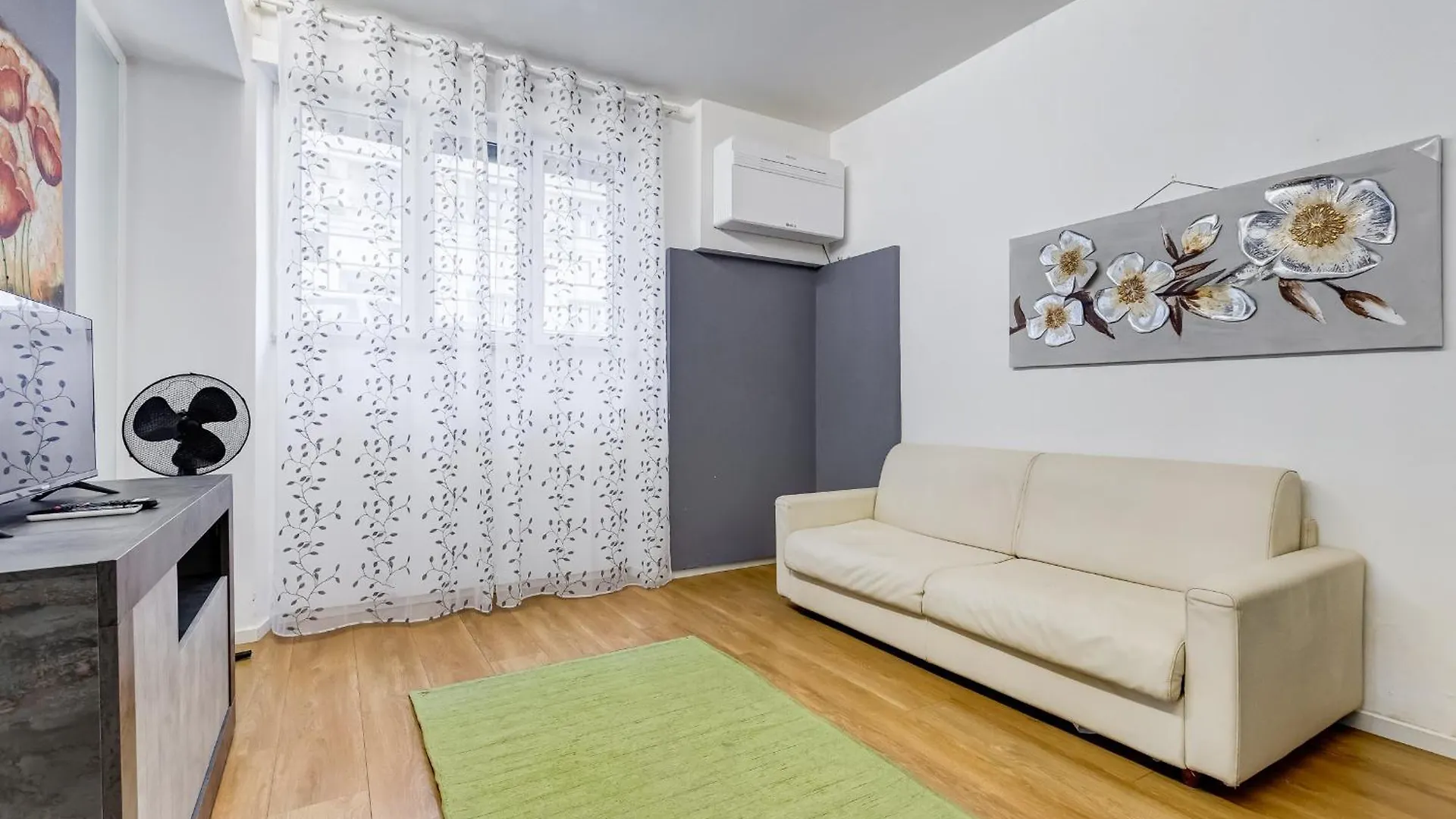 Vivilo Collection - Statonia Design Apartment Rome Italy