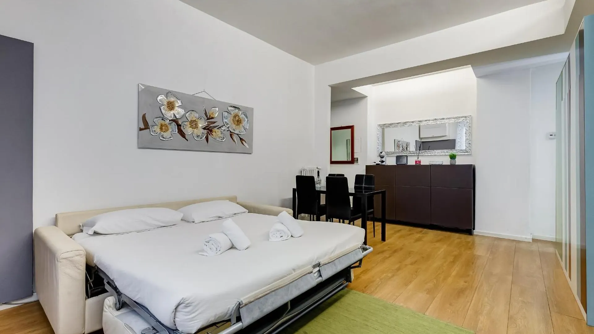 Vivilo Collection - Statonia Design Apartment Rome