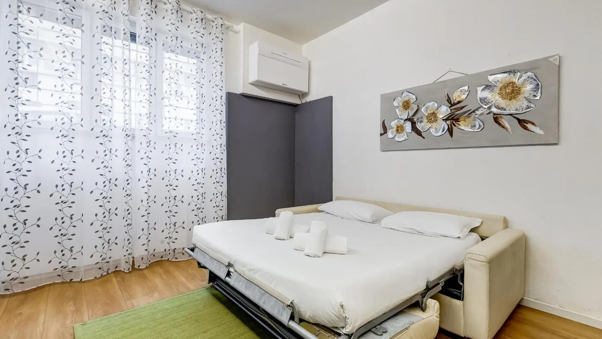 Vivilo Collection - Statonia Design Apartment Rome