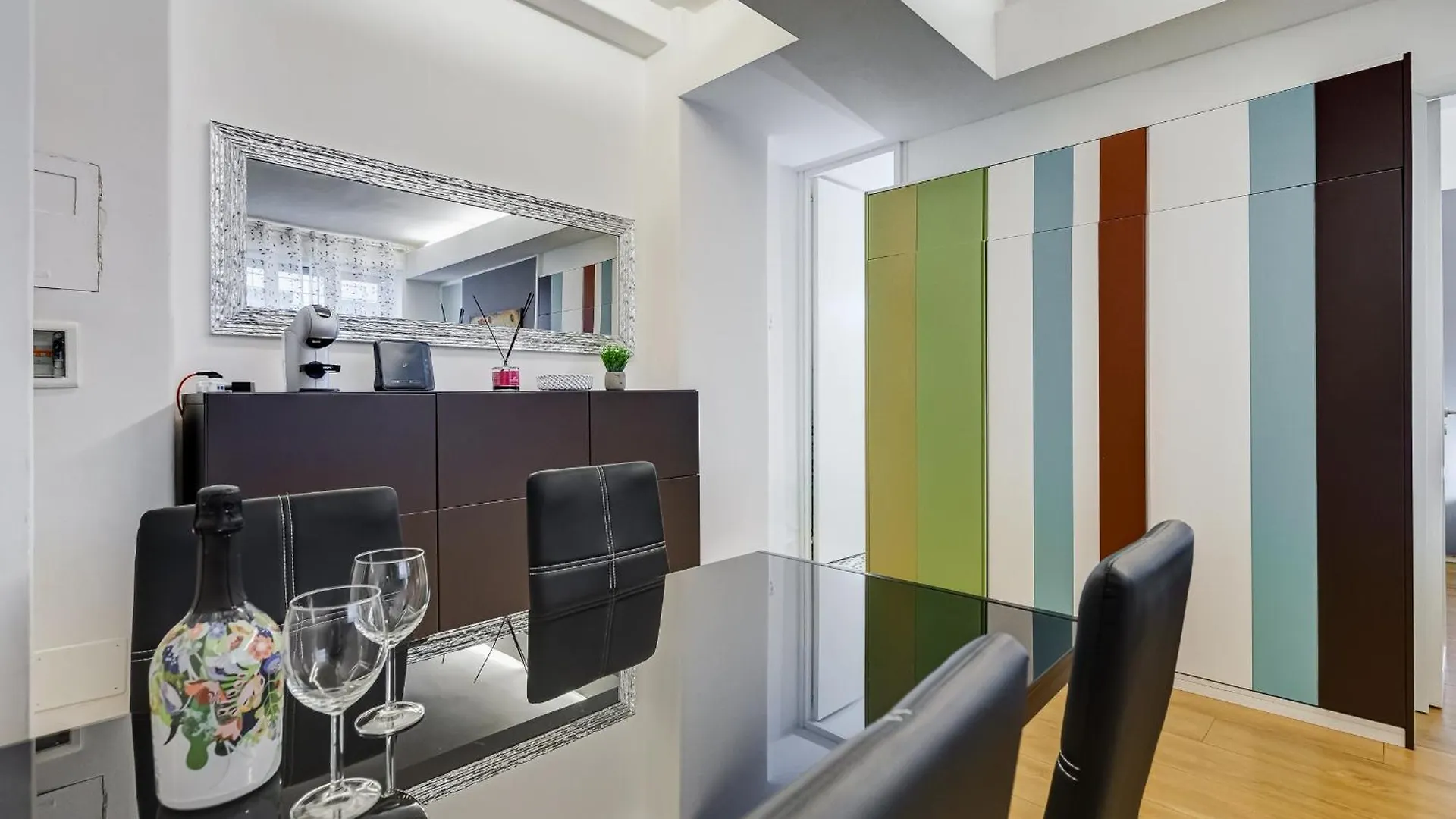Vivilo Collection - Statonia Design Apartment Roma